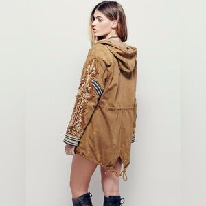 Free People Y2K Golden Quills Embellished Military Parka — Goldenrod / Camel 🐪⭐️